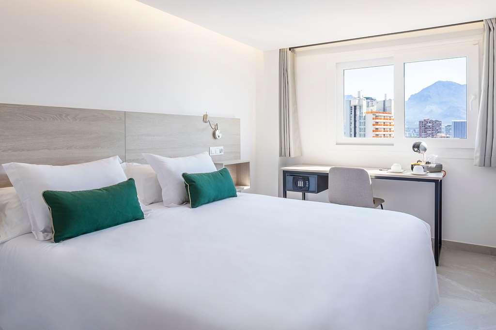 Halley Hotel & Apartments Affiliated By Melia Benidorm Room photo